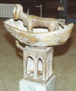 Gefäß mit Fabelwesen Bronze 1974-84 - FG WR.