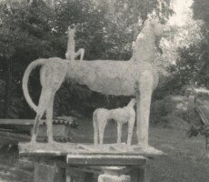 Tierplastiken in Holzwolle & Gips - FG LH.