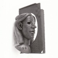 Wachsplastik mit Edelsteinen